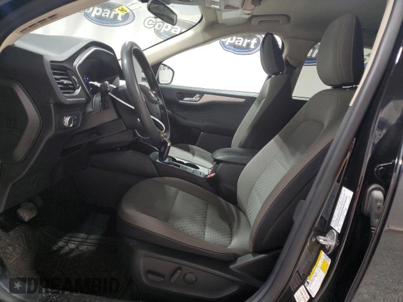 2020 Ford Escape SE with VIN 1FMCU9G62LUA52710, listed as a Copart auction lot 55441725 with 132,855 mi miles and Clean Title. Bid and sale history available at DreamBid. Image 7.