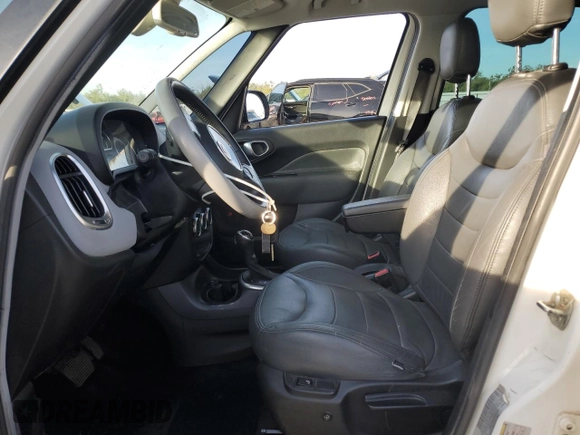 2014 FIAT 500L Easy with VIN ZFBCFABH2EZ016503, listed as a Copart auction lot 81339624 with 133,488 mi miles and Salvage Title. Bid and sale history available at carsss.com. Image 7.