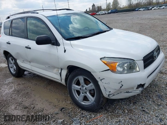 2008 Toyota RAV4 with VIN JTMBD33VX86077926, listed as a IAAI auction lot 42011981 with 119,372 mi miles. Bid and sale history available at carsss.com. Image 1.