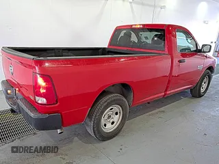 2019 Ram 1500 Tradesman z VIN 3C6JR6DG3KG569354, wystawiony jako IAAI lot #42226624 z przebiegiem 95 129 mil mil oraz . Historia ofert i sprzedaży dostępna na DreamBid. Obrazek 1.