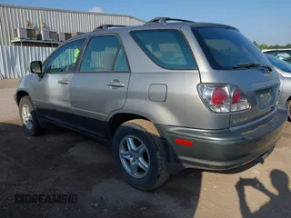 2001 Lexus RX 300 z VIN JTJGF10U810095105, wystawiony jako IAAI lot #42404527 z przebiegiem 224 382 mil mil oraz . Historia ofert i sprzedaży dostępna na DreamBid. Obrazek 3.