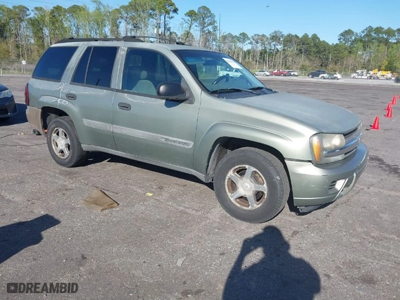 2004 Chevrolet TrailBlazer LS with VIN 1GNDT13S942209802, listed as a IAAI auction lot 41842521 with 197,319 mi miles. Bid and sale history available at carsss.com. Image 1.