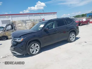 2021 Volkswagen Atlas SE with VIN 1V2WR2CAXMC586838, listed as a IAAI auction lot 42581657 with 60,922 mi miles and . Bid and sale history available at DreamBid. Image 17.