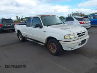 2002 Mazda B-Series Truck DS z VIN 4F4YR16U32TM12981, wystawiony jako IAAI lot #42421997 z przebiegiem 130 610 mil mil oraz . Historia ofert i sprzedaży dostępna na DreamBid. Obrazek 1.