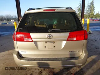 2004 Toyota Sienna CE with VIN 5TDZA23C44S097728, listed as a IAAI auction lot 41165780 with 130,553 mi miles. Bid and sale history available at carsss.com. Image 16.