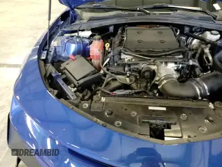 2019 Chevrolet Camaro ZL1 z VIN 1G1FK1R61K0139941, wystawiony jako Copart lot #71981645 z przebiegiem 23 745 mil mil oraz Czysty tytuł • Clean title. Historia ofert i sprzedaży dostępna na DreamBid. Obrazek 13.