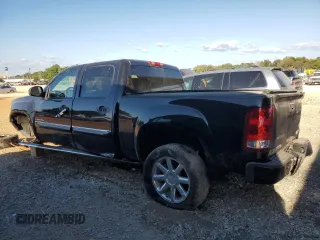 2008 GMC Sierra Denali z VIN 2GTEK638181293220, wystawiony jako Copart lot #85808684 z przebiegiem 114 072 mil mil oraz Czysty tytuł • Clean title. Historia ofert i sprzedaży dostępna na DreamBid. Obrazek 2.