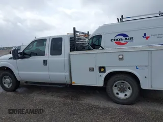 2013 Ford F-350 XL with VIN 1FD7X3A64DEA35949, listed as a IAAI auction lot 40693459 with 244,259 mi miles and . Bid and sale history available at DreamBid. Image 14.