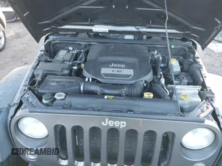 2018 Jeep Wrangler JK Unlimited Sport with VIN 1C4BJWDG2JL810424, listed as a IAAI auction lot 41610669 with 73,830 mi miles. Bid and sale history available at carsss.com. Image 10.