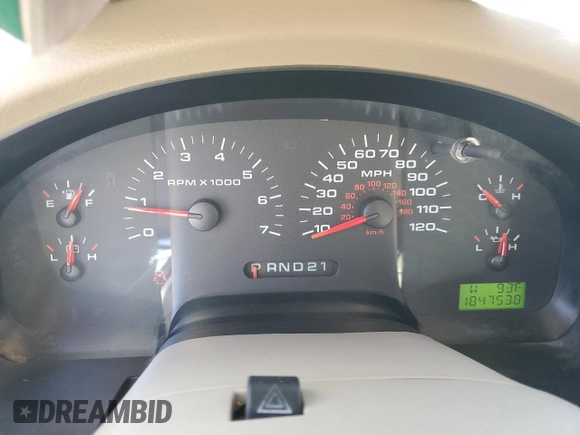 2005 Ford F-150 XLT with VIN 1FTPW12505KE04648, listed as a Copart auction lot 53284395 with 184,753 mi miles and Salvage Title. Bid and sale history available at carsss.com. Image 9.