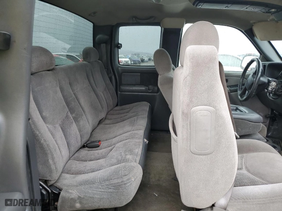 2003 Chevrolet Silverado 1500 Work Truck with VIN 2GCEC19X531171533, listed as a Copart auction lot 43610735 with 158,646 mi miles and Salvage Title. Bid and sale history available at carsss.com. Image 10.