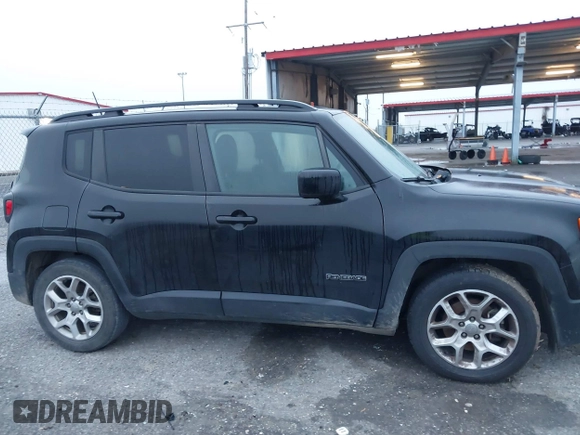 2018 Jeep Renegade Latitude with VIN ZACCJABB9JPJ34769, listed as a IAAI auction lot 41186972 with 204,900 mi miles. Bid and sale history available at carsss.com. Image 13.