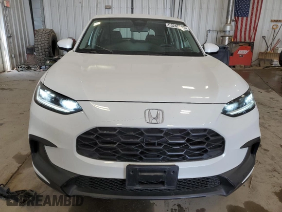 2024 Honda HR-V LX with VIN 3CZRZ2H37RM761118, listed as a Copart auction lot 60245595 with 17,427 mi miles and Salvage title. Bid and sale history available at DreamBid. Image 5.
