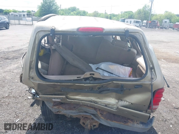 2001 Ford Explorer Sport with VIN 1FMCU70E21UB80402, listed as a IAAI auction lot 42190550 with 148,846 mi miles and . Bid and sale history available at DreamBid. Image 6.