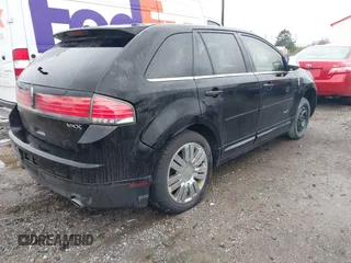 2008 Lincoln MKX with VIN 2LMDU68C68BJ27207, listed as a IAAI auction lot 41980381 with 143,819 mi miles. Bid and sale history available at carsss.com. Image 4.