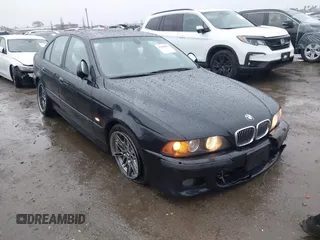 2001 BMW M5 z VIN WBSDE93451BZ98389, wystawiony jako IAAI lot #41787899 z przebiegiem 86 266 mil mil oraz . Historia ofert i sprzedaży dostępna na DreamBid. Obrazek 1.