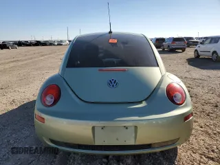 2009 Volkswagen New Beetle Coupe S with VIN 3VWPW31C29M500708, listed as a Copart auction lot 87897125 with 0 mi miles and Salvage Title. Bid and sale history available at carsss.com. Image 6.