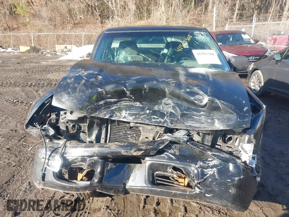 2000 GMC Sonoma SLS z VIN 1GTCS19W6Y8311935, wystawiony jako IAAI lot #41503368 z przebiegiem 147 884 mil mil oraz . Historia ofert i sprzedaży dostępna na DreamBid. Obrazek 12.