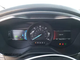 2019 Ford Fusion Hybrid SE with VIN 3FA6P0LU9KR106136, listed as a Copart auction lot 46086803 with 62,267 mi miles. Bid and sale history available at carsss.com. Image 9.