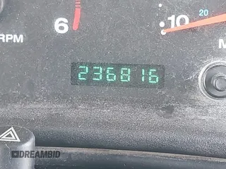 2006 Jeep Wrangler Sport Right Hand Drive with VIN 1J4F449S46P716520, listed as a IAAI auction lot 41763887 with 236,816 mi miles. Bid and sale history available at carsss.com. Image 15.