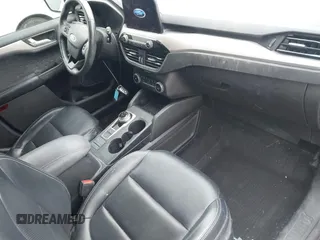 2020 Ford Escape SEL with VIN 1FMCU0H62LUA54273, listed as a IAAI auction lot 41608700 with 70,545 mi miles and . Bid and sale history available at carsss.com. Image 5.
