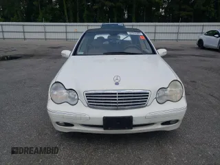 2002 Mercedes-Benz C 230/260/280/320 с VIN WDBRF61J52F263390, выставлен на аукционе Copart как лот 56944505 с пробегом 83 874 миль миль и Списание • Salvage title. История ставок и продаж доступна на DreamBid. Изображение 5.