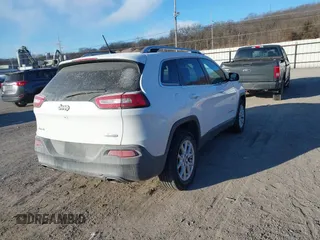 2018 Jeep Cherokee Latitude with VIN 1C4PJMCX8JD548480, listed as a IAAI auction lot 41378186 with 52,051 mi miles and . Bid and sale history available at DreamBid. Image 4.