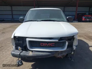 1998 GMC Sonoma with VIN 1GTCS1443W8543587, listed as a IAAI auction lot 41810870 with 164,342 mi miles. Bid and sale history available at carsss.com. Image 12.