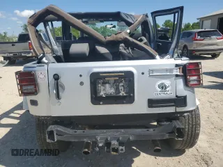 2007 Jeep Wrangler Unlimited Sahara with VIN 1J4GA59147L207482, listed as a Copart auction lot 55666615 with 151,525 mi miles and Salvage title. Bid and sale history available at DreamBid. Image 6.