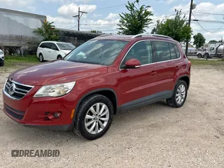 2011 Volkswagen Tiguan SEL with VIN WVGAV7AX1BW000384, listed as a Copart auction lot 59420805 with 166,245 mi miles and Clean title. Bid and sale history available at DreamBid. Image 2.
