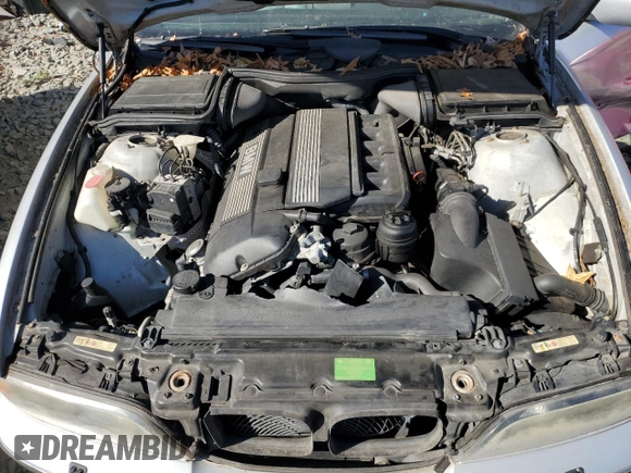 2000 BMW 5 Series 528iA with VIN WBADM6344YGU10582, listed as a Copart auction lot 77468634 with 0 mi miles and Salvage Title. Bid and sale history available at carsss.com. Image 11.