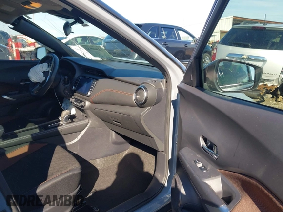 2024 Nissan Kicks SR with VIN 3N1CP5DV2RL485336, listed as a IAAI auction lot 41560942 with 15,528 mi miles and . Bid and sale history available at DreamBid. Image 5.
