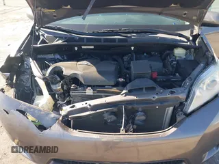 2017 Toyota Sienna LE Auto Access Seat with VIN 5TDKZ3DC7HS781788, listed as a IAAI auction lot 41793638 with 65,529 mi miles. Bid and sale history available at carsss.com. Image 10.