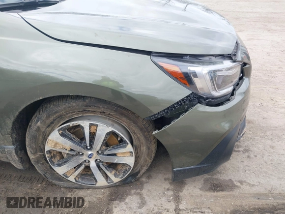 2019 Subaru Outback Limited with VIN 4S4BSANC2K3212018, listed as a IAAI auction lot 41790151 with 92,129 mi miles and . Bid and sale history available at DreamBid. Image 6.