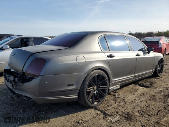 2006 Bentley Flying Spur z VIN SCBBR53W26C036567, wystawiony jako Copart lot #51447955 z przebiegiem 54 265 mil mil oraz Tytuł czysty. Historia ofert i sprzedaży dostępna na DreamBid. Obrazek 3.
