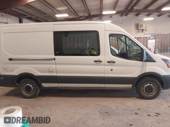 2018 Ford Transit with VIN 1FTBW2CM3JKA27829, listed as a IAAI auction lot 41989093 with 148,187 mi miles. Bid and sale history available at carsss.com. Image 13.