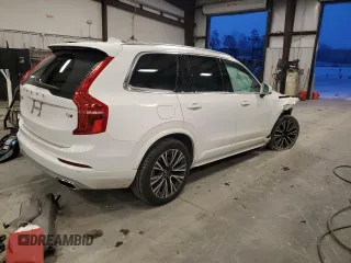 2020 Volvo XC90 Momentum with VIN YV4A22PK2L1546246, listed as a Copart auction lot 42031195 with 24,152 mi miles and Salvage Title. Bid and sale history available at carsss.com. Image 3.