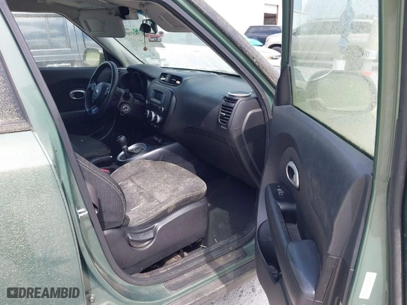 2014 Kia Soul + with VIN KNDJP3A53E7019233, listed as a IAAI auction lot 42038590 with 132,248 mi miles. Bid and sale history available at carsss.com. Image 5.