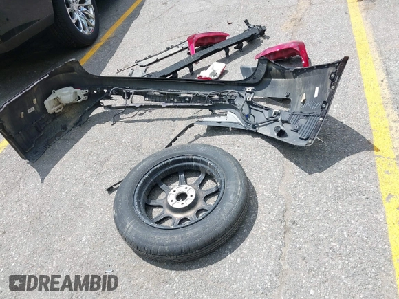 2021 Hyundai Palisade Limited with VIN KM8R5DHE0MU263048, listed as a IAAI auction lot 42365566 with 90,102 mi miles and . Bid and sale history available at DreamBid. Image 12.