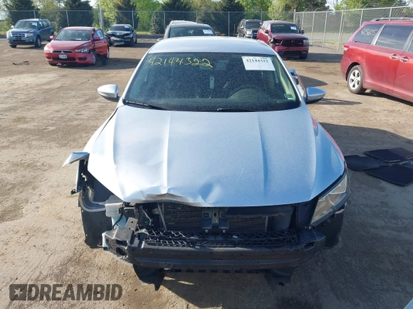 2016 Volkswagen Passat S with VIN 1VWAT7A39GC014305, listed as a IAAI auction lot 42144322 with 187,419 mi miles and . Bid and sale history available at DreamBid. Image 13.