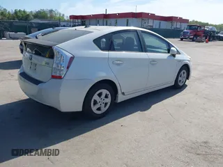 2010 Toyota Prius II with VIN JTDKN3DU3A0237639, listed as a IAAI auction lot 42108093 with 202,901 mi miles. Bid and sale history available at carsss.com. Image 4.
