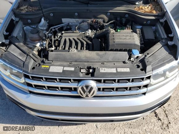 2018 Volkswagen Atlas 3.6L V6 SEL with VIN 1V2RR2CA4JC573592, listed as a Copart auction lot 48073945 with 84,582 mi miles and Salvage Title. Bid and sale history available at carsss.com. Image 13.