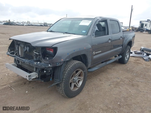 2013 Toyota Tacoma PreRunner with VIN 5TFJU4GN4DX039706, listed as a IAAI auction lot 41465806 with 126,322 mi miles. Bid and sale history available at carsss.com. Image 2.