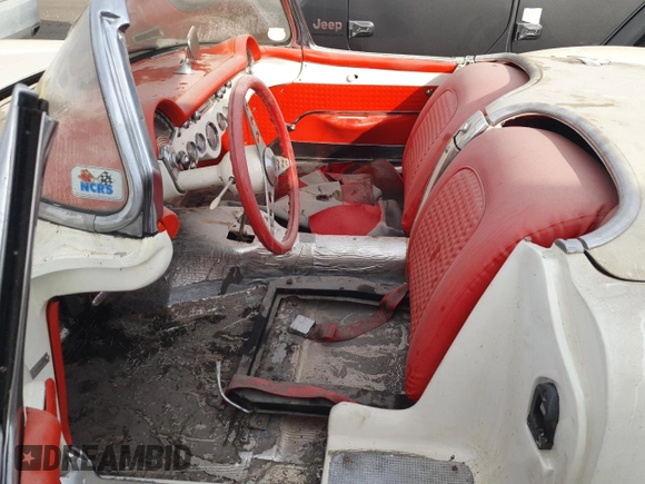 1956 Chevrolet Corvette с VIN E56S001613, выставлен на аукционе Copart как лот 75833614 с пробегом 5 646 миль миль и Списание • Salvage title. История ставок и продаж доступна на DreamBid. Изображение 7.