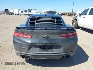 2017 Chevrolet Camaro 2SS z VIN 1G1FH1R75H0160100, wystawiony jako IAAI lot #41674610 z przebiegiem 82 635 mil mil oraz . Historia ofert i sprzedaży dostępna na DreamBid. Obrazek 16.