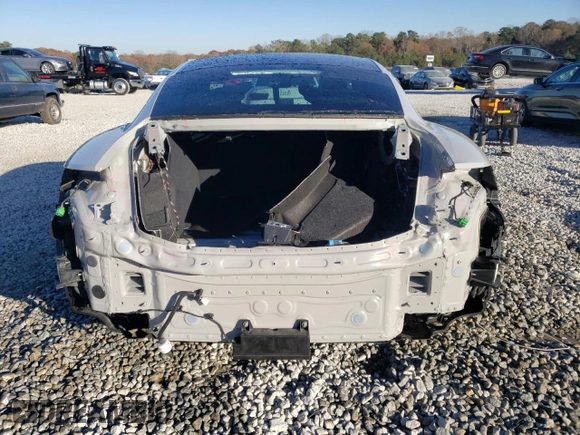 2021 Porsche Taycan 4S z VIN WP0AB2Y14MSA43132, wystawiony jako Copart lot #84077624 z przebiegiem 26 965 mil mil oraz Szkoda całkowita • Salvage title. Historia ofert i sprzedaży dostępna na DreamBid. Obrazek 6.