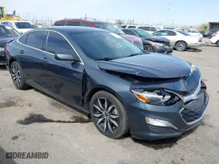 2020 Chevrolet Malibu RS with VIN 1G1ZG5ST8LF155963, listed as a IAAI auction lot 41698638 with 39,914 mi miles. Bid and sale history available at carsss.com. Image 1.