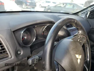 2017 Mitsubishi Outlander ES с VIN JA4AP3AU4HZ023804, выставлен на аукционе Copart как лот 59096655 с пробегом Не указан миль и Списание • Salvage title. История ставок и продаж доступна на DreamBid. Изображение 9.