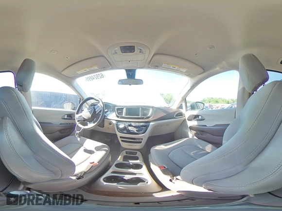 2018 Chrysler Pacifica Touring with VIN 2C4RC1DG0JR168076, listed as a Copart auction lot 62924895 with 125,767 mi miles and Clean title. Bid and sale history available at DreamBid. Image 16.