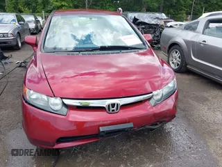 2006 Honda Civic LX z VIN 1HGFA16526L130449, wystawiony jako IAAI lot #42321622 z przebiegiem 188 409 mil mil oraz . Historia ofert i sprzedaży dostępna na DreamBid. Obrazek 12.